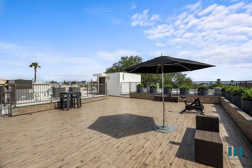 Formosa Fountain By Wiseman Apartments, 1338 Formosa Ave., Los Angeles